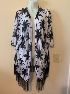 Fringed Palm-Print Swim Cover-Up - Black & White